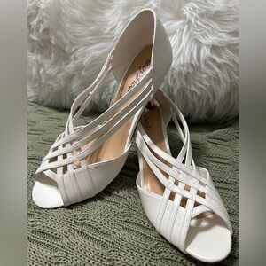 Easy Street White Strappy Peep-Toe Heels